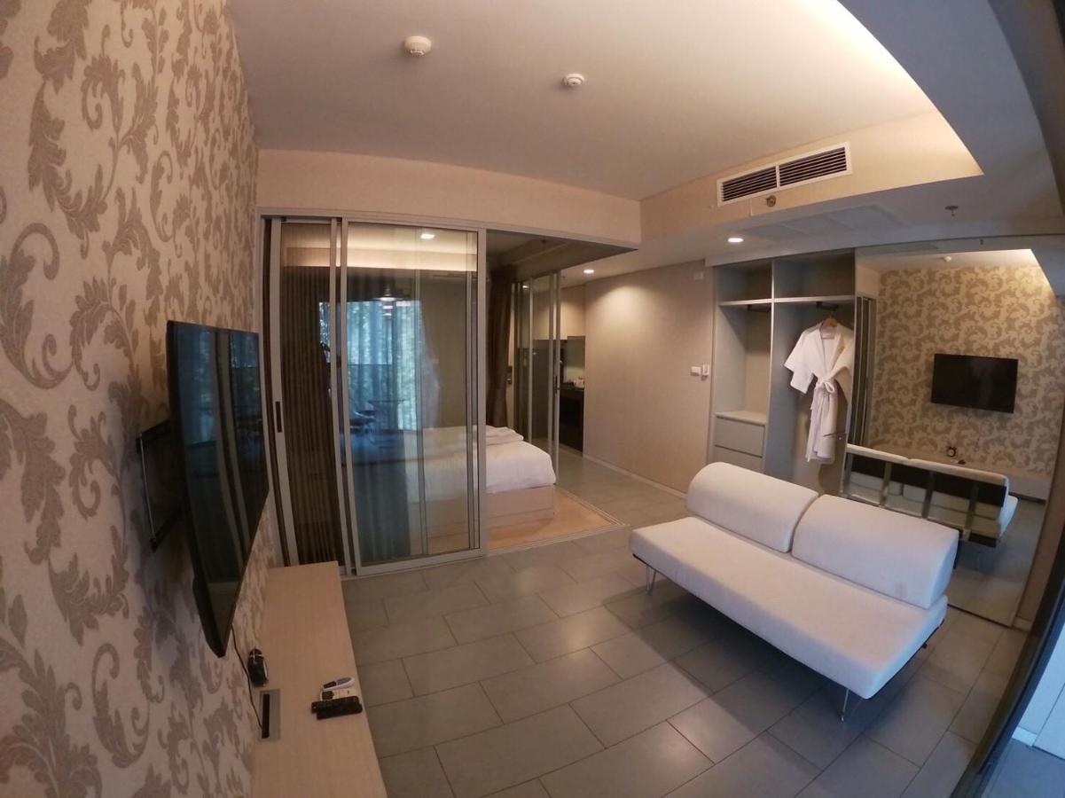布恩拉姆帕公寓式酒店 曼谷 外观 照片